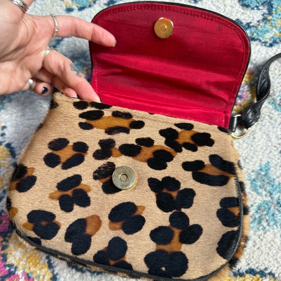 Vintage 90s Jill Stuart Leopard Print Fur Crossbody Bag - Picture 12 of 14